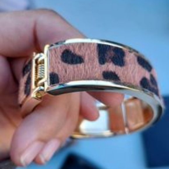 Bracelet - Picture 2 of 3